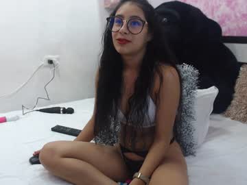 سكس احترافي حصلت الامراة على النيك من الخلف