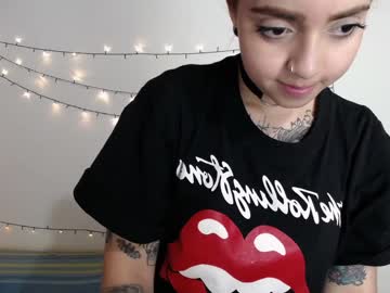 سكس طحن نيك شرموطة في الجيم من المدرب الخاص بها