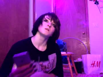 ابن زوجها يغريها بزبة تقلع وتتناك نيك سكس محارم 2022